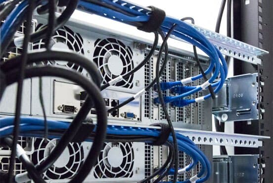 IT-Date-Center-16-resize (desktop image) Cable management bar example (desktop image)